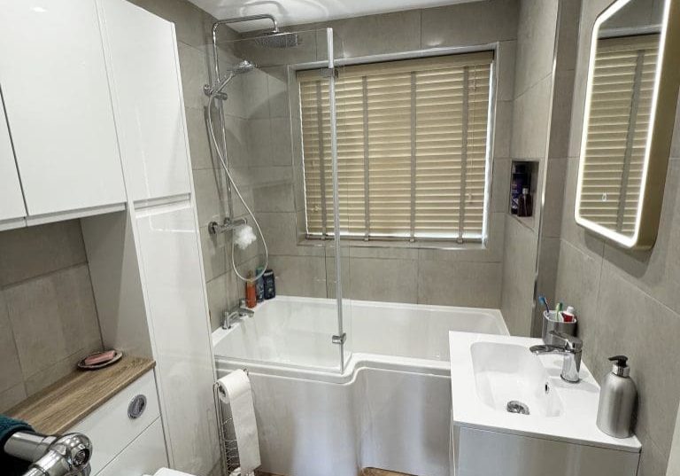Claire Mooney Bathroom
